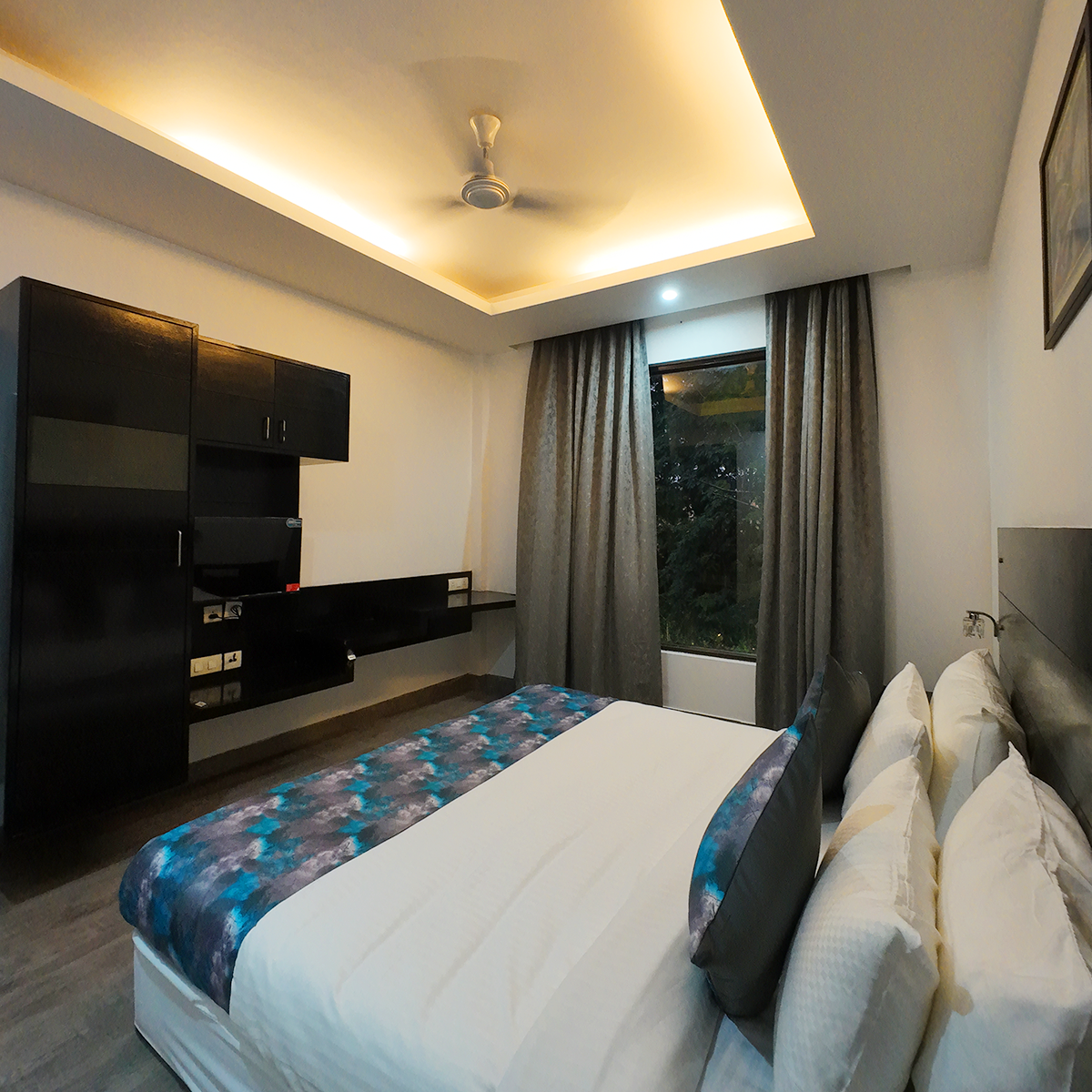 ACE7 Hotel & Residence - Image 6